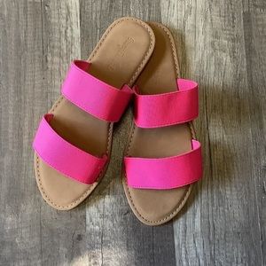 Sunny feet shoreline bright pink flat sandal - NEW